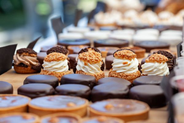 Découvrez notre boutique de pâtisseries et chocolats ecommerce et physique